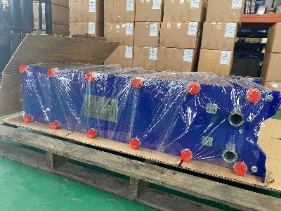 小溫差水水板式換熱器順利發(fā)貨成功！